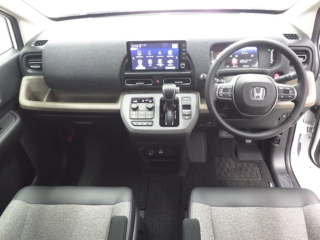 Honda Freed  с аукциона в Японии