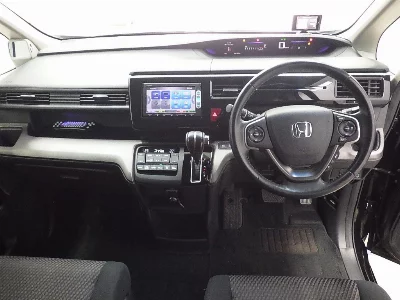 Honda STEPWGN SPADA