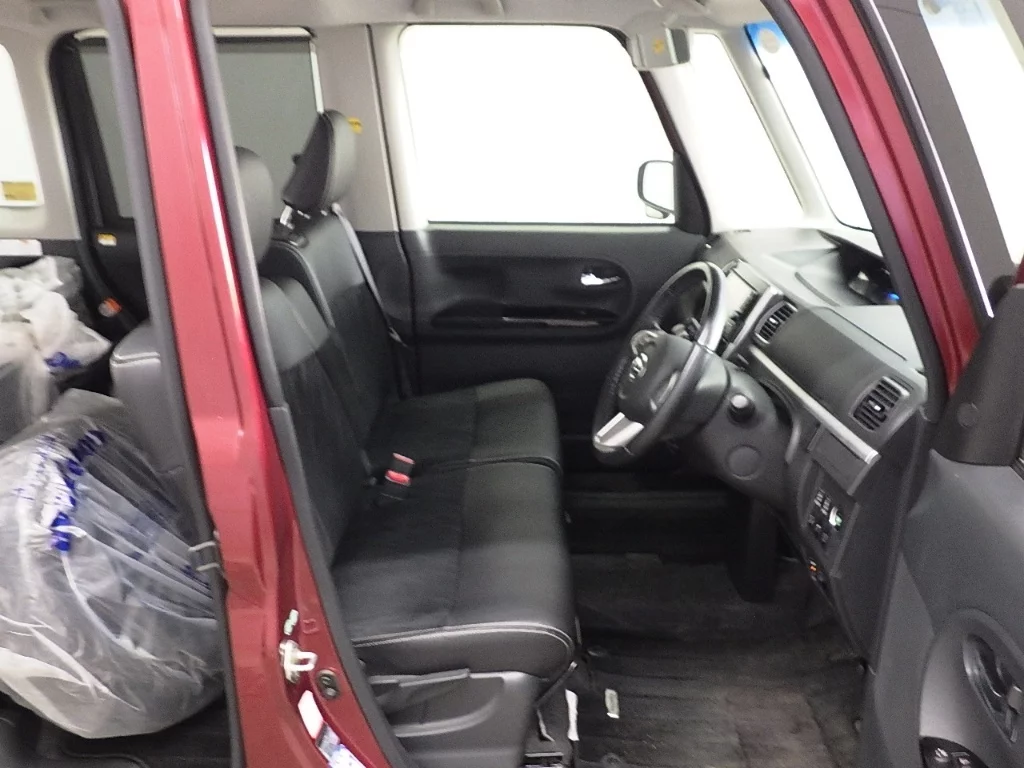 Daihatsu Tanto  с аукциона в Японии