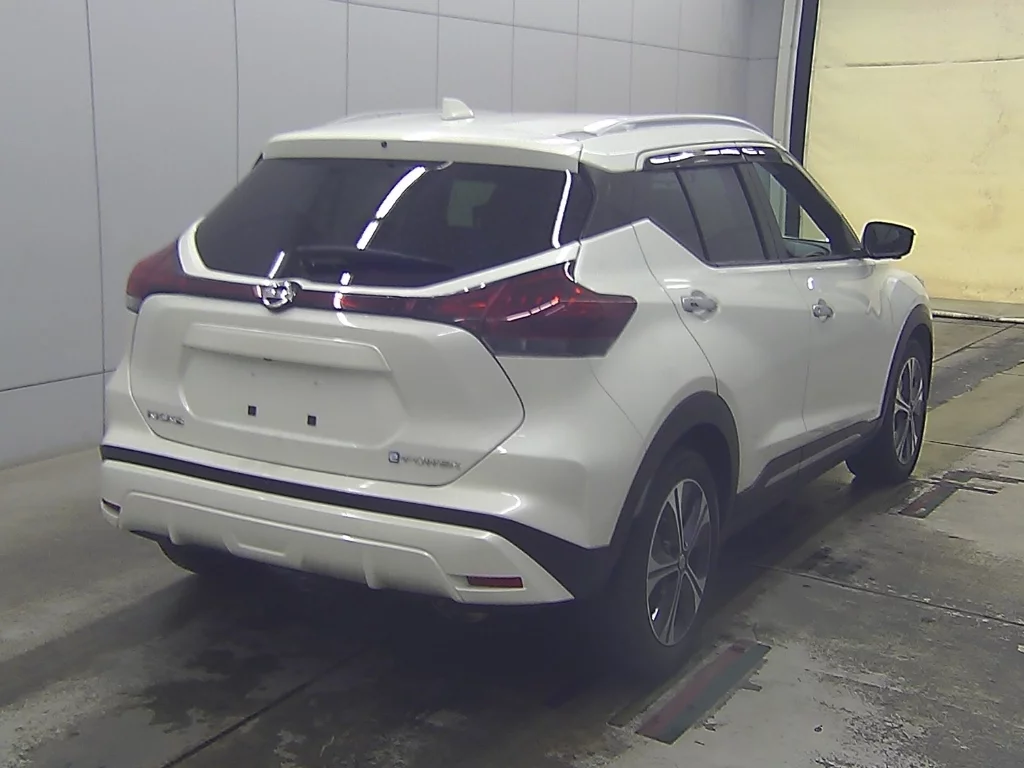 Nissan Kicks  с аукциона в Японии
