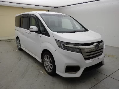 Honda STEPWGN SPADA
