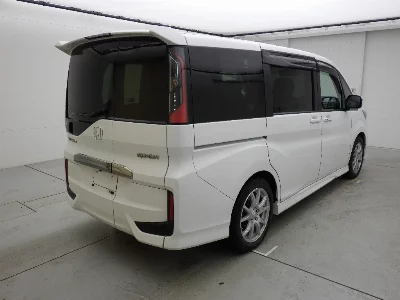 Honda STEPWGN SPADA