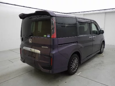 Honda STEPWGN SPADA