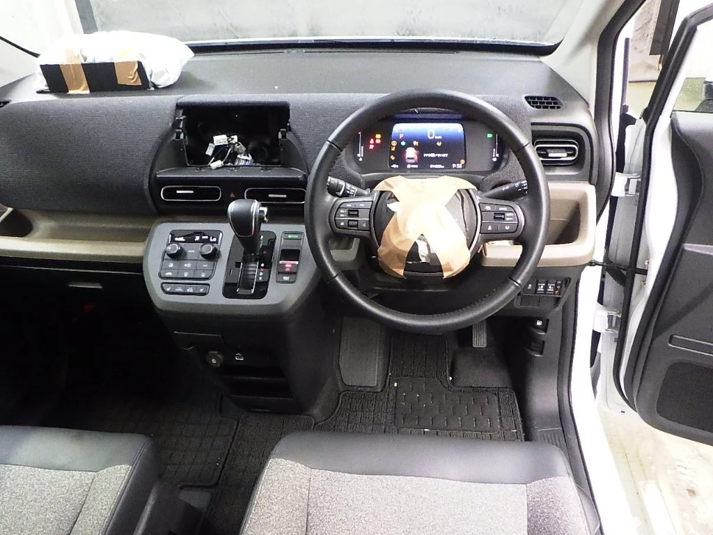 Honda Freed  с аукциона в Японии