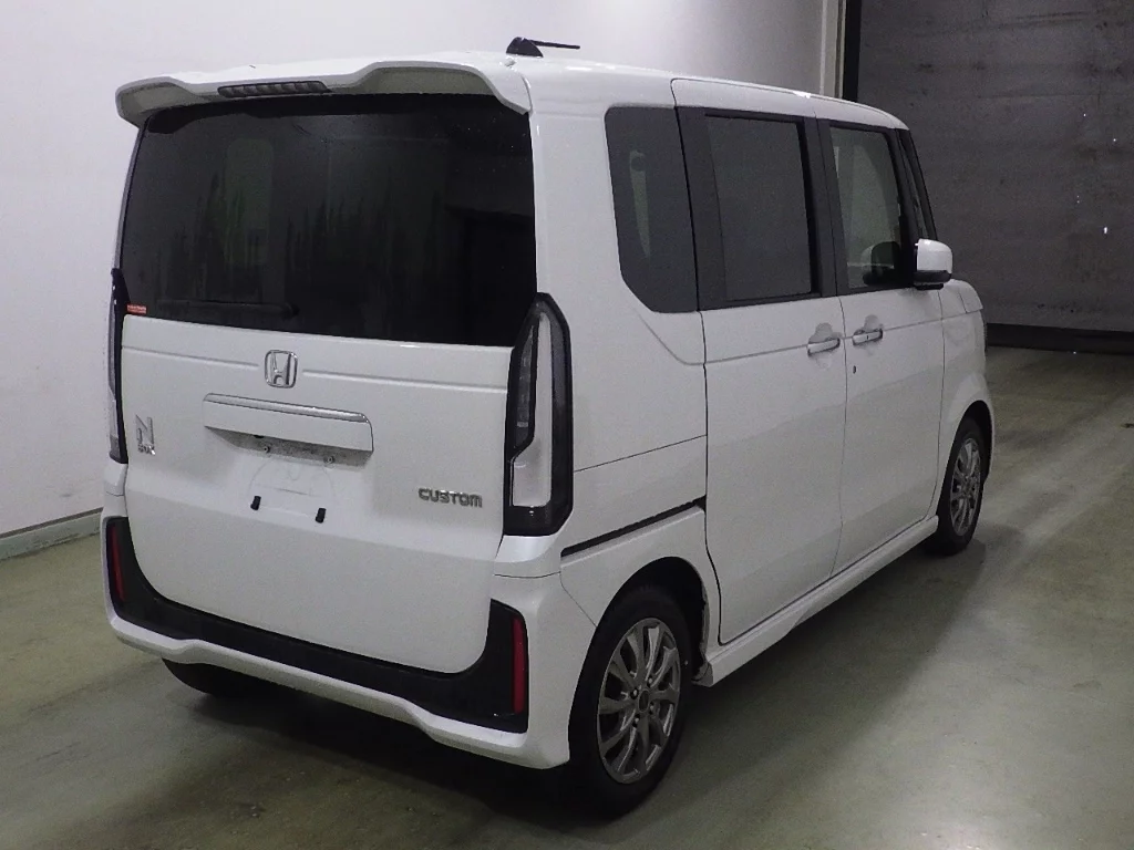 Honda N-Box  с аукциона в Японии
