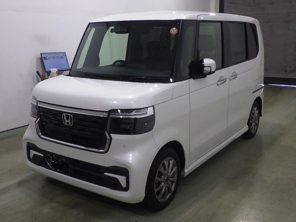 Honda N-Box  с аукциона в Японии