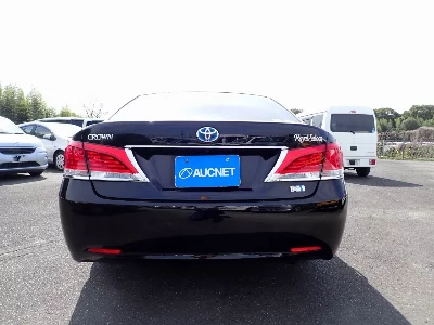 Toyota CROWN HYBRID