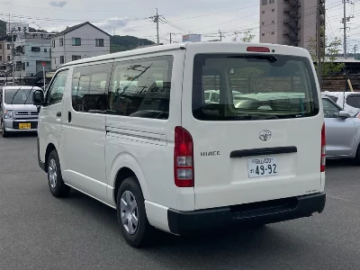 Toyota HiAce Van