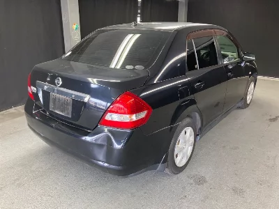 Nissan Tiida Latio