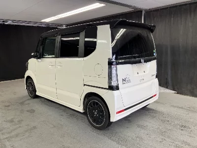 Honda N BOX CUSTOM