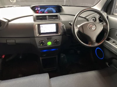 Toyota bB