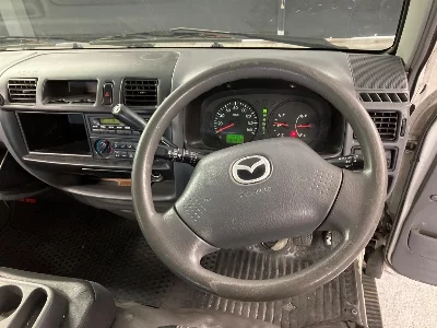 Mazda Bongo Van