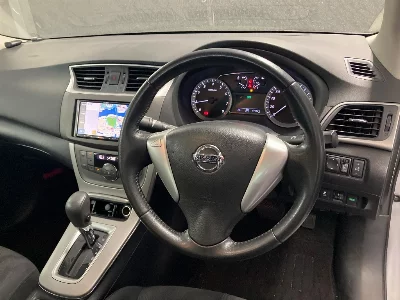 Nissan BLUEBIRD SYLPHY