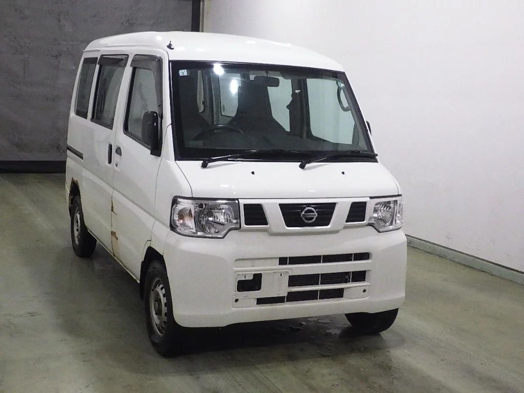 Nissan NV100 Clipper  с аукциона в Японии