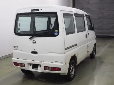 NISSAN NV100 CLIPPER