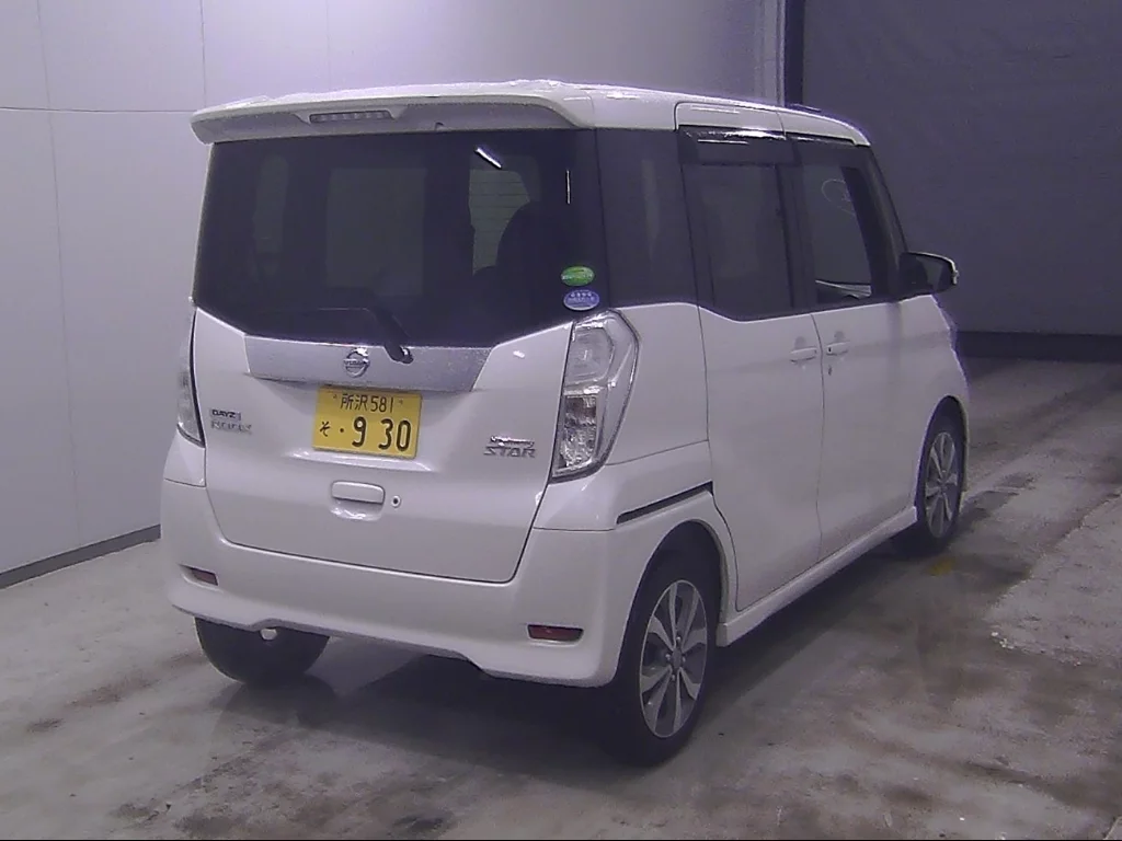 Nissan Dayz Roox  с аукциона в Японии