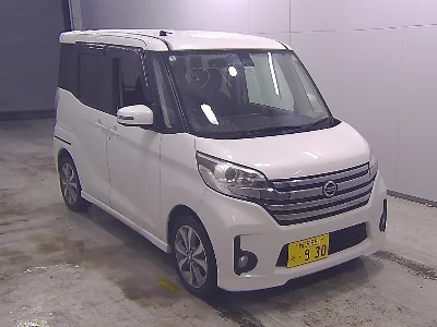 NISSAN DAYZ ROOX