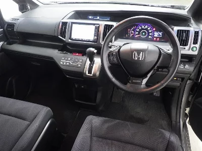 HONDA STEPWGN SPADA