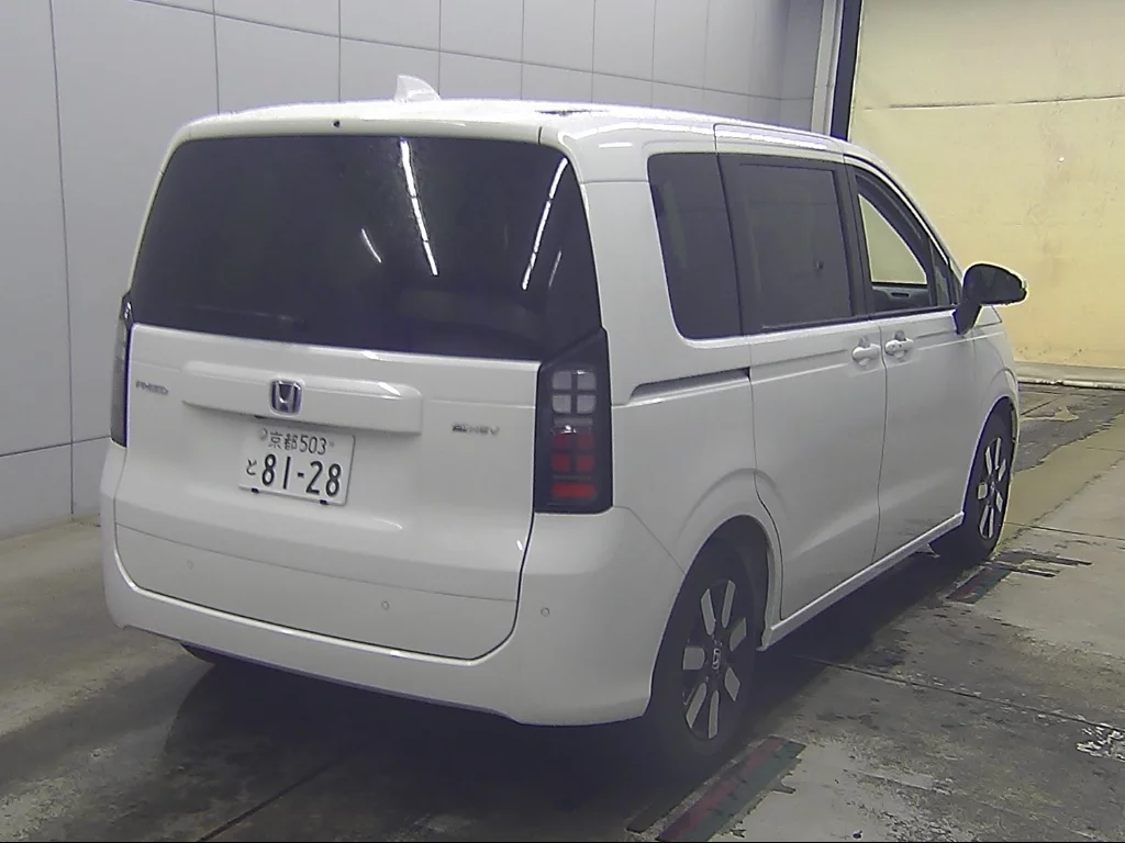 Honda Freed  с аукциона в Японии