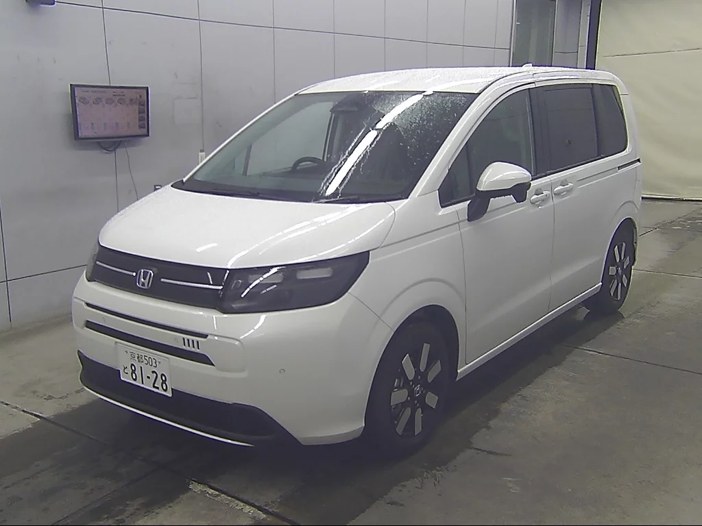 Honda Freed  с аукциона в Японии