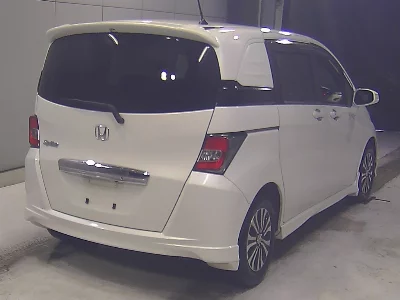 Honda Freed Spike