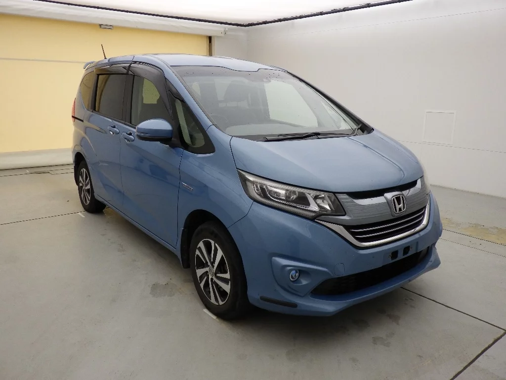 Honda Freed  с аукциона в Японии
