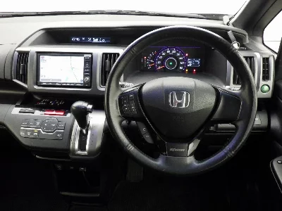 Honda STEPWGN SPADA