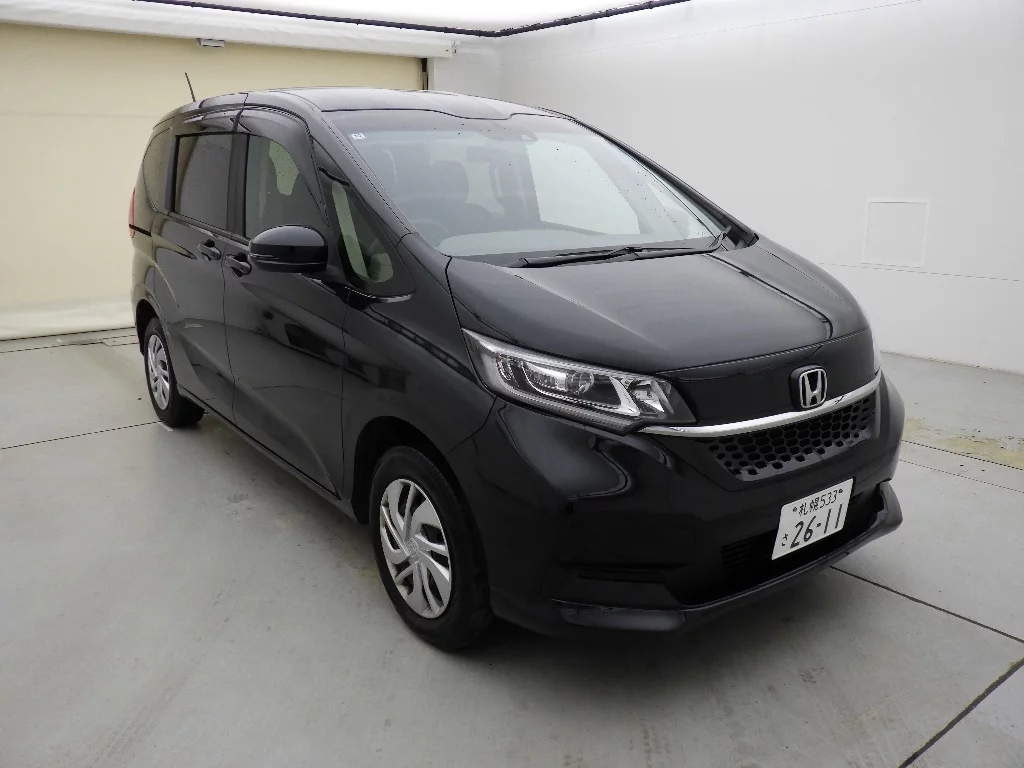 Honda Freed  с аукциона в Японии