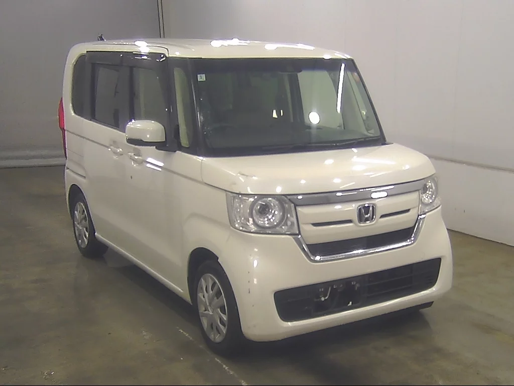 Honda N-Box  с аукциона в Японии