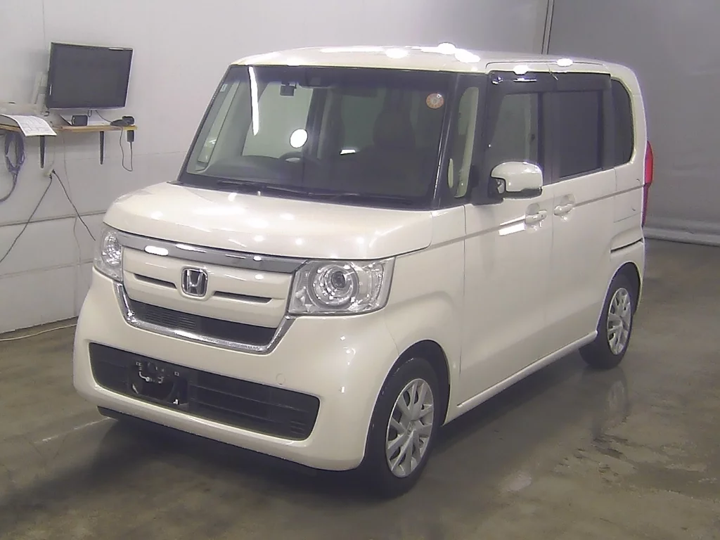 Honda N-Box  с аукциона в Японии