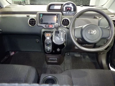 TOYOTA SPADE