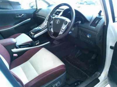 TOYOTA SAI
