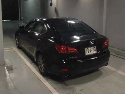 LEXUS IS