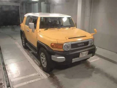 TOYOTA FJ CRUISER