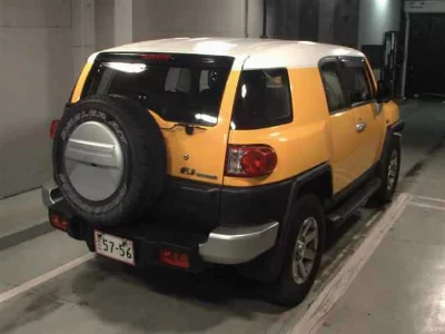 TOYOTA FJ CRUISER