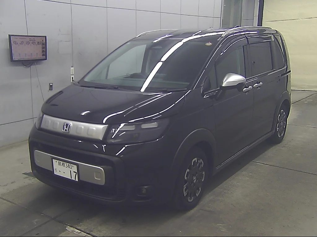 Honda Freed  с аукциона в Японии