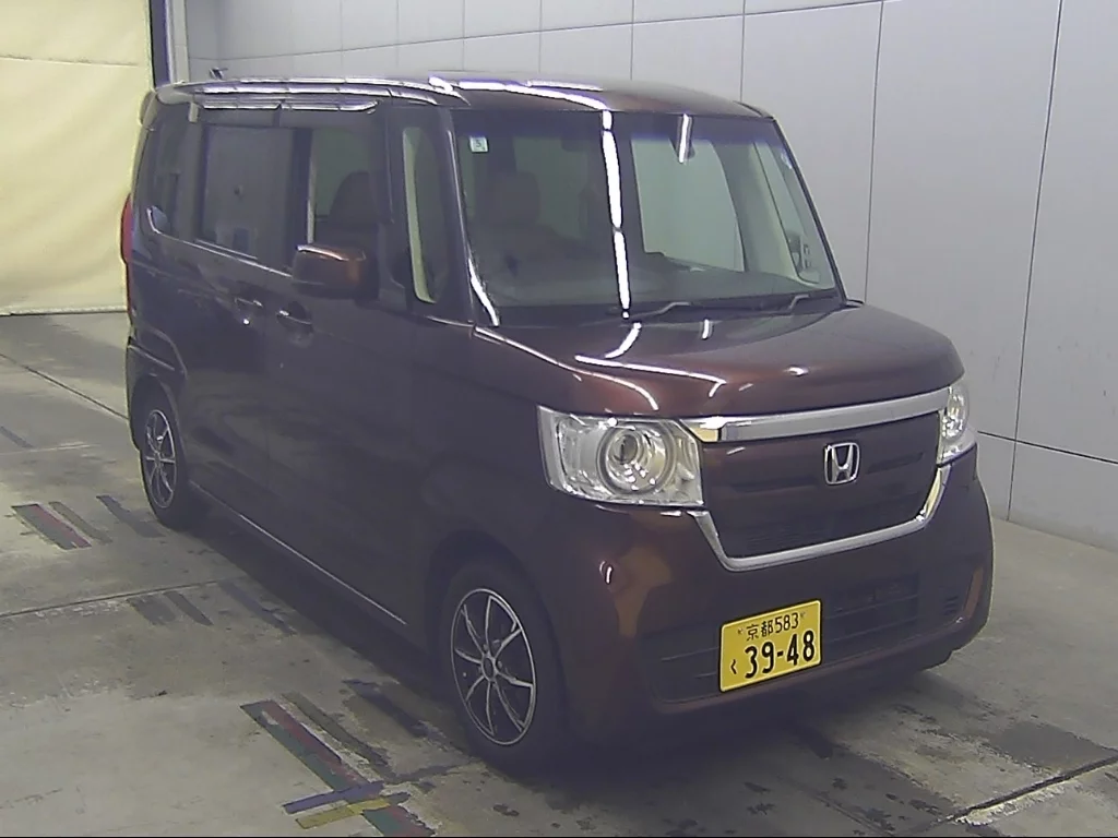 Honda N-Box  с аукциона в Японии