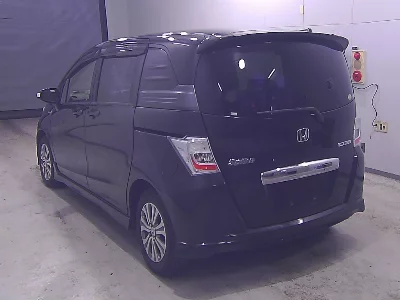 Honda Freed Spike