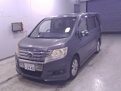 Honda STEPWGN SPADA