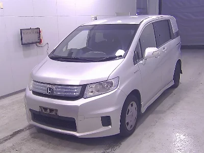 Honda Freed Spike