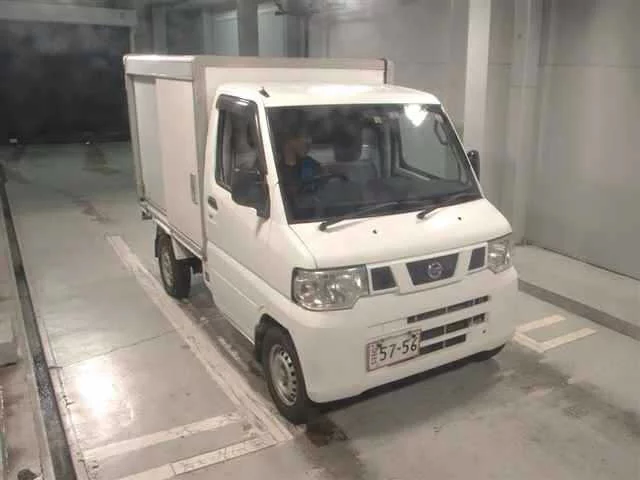 Nissan Clipper  с аукциона в Японии
