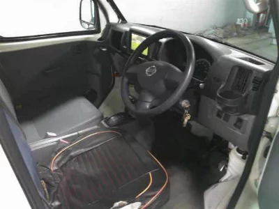 Nissan CLIPPER