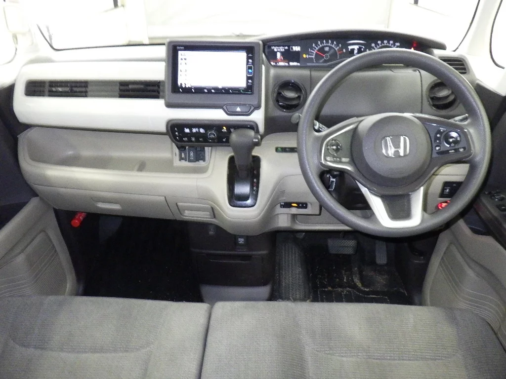 Honda N-Box  с аукциона в Японии