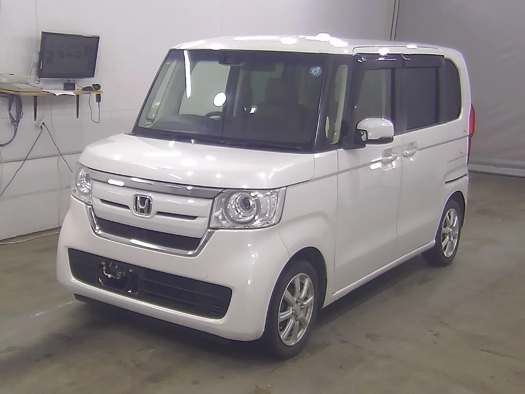 Honda N-Box  с аукциона в Японии