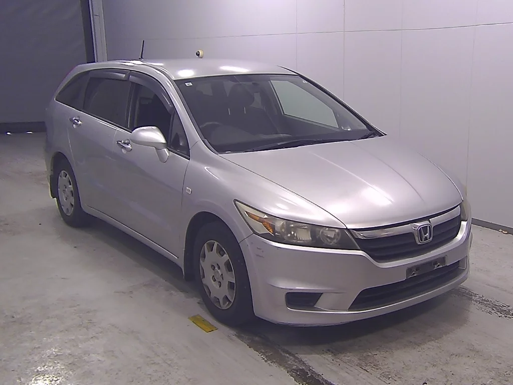 Honda Stream  с аукциона в Японии