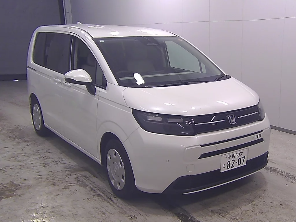 Honda Freed  с аукциона в Японии