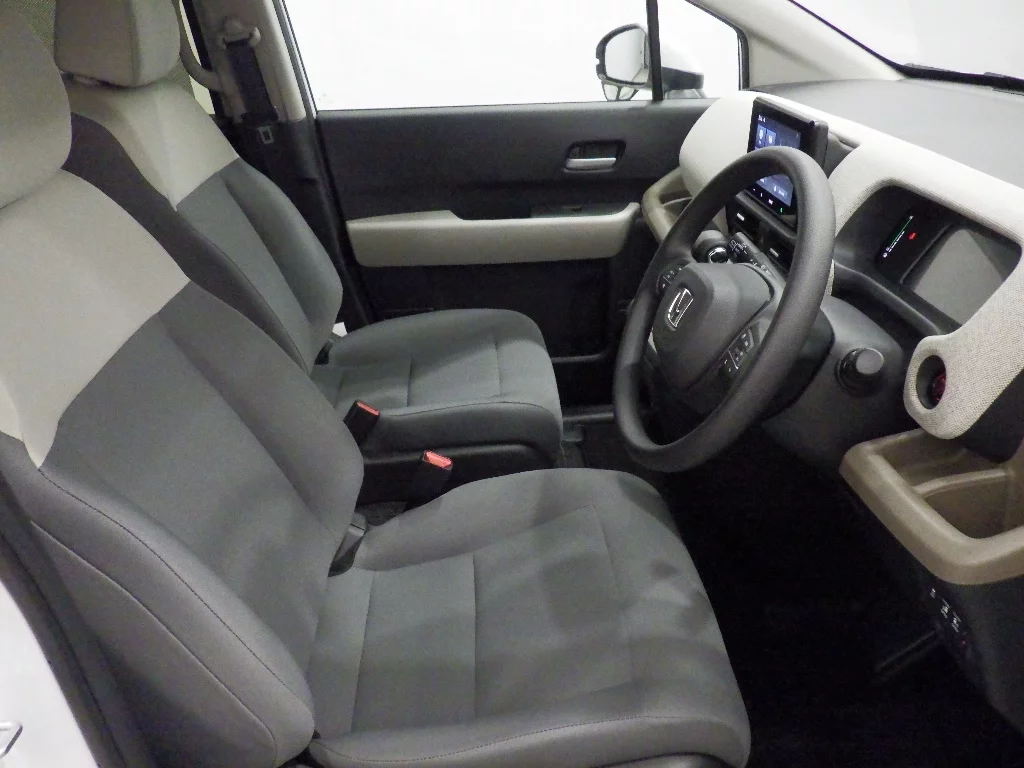 Honda Freed  с аукциона в Японии