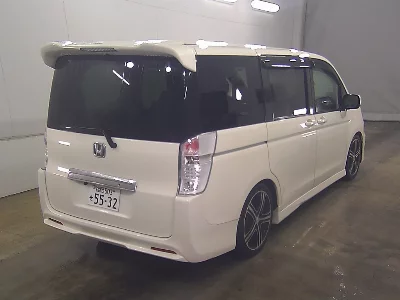 Honda STEPWGN SPADA