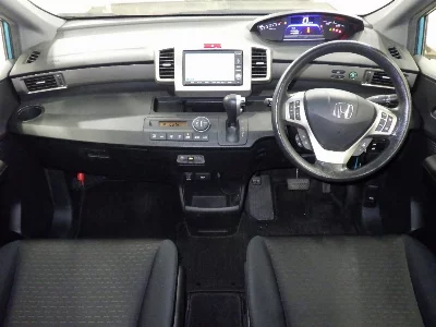 Honda Freed Spike