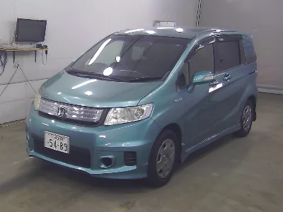 Honda Freed Spike